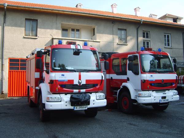 На пет сигнала са реагирали през вчерашния ден екипи на ОУ„Пожарна безопасност и защита на населението”