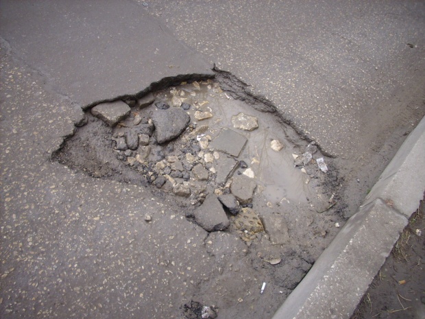 Изкърпени са дупките по 28 км от общинската пътна мрежа в Силистра