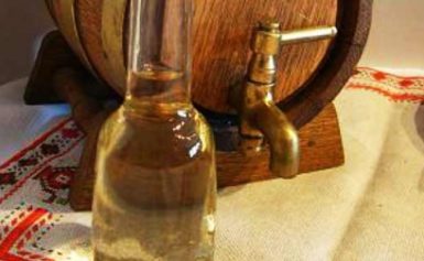 Откраднаха 40 литра ракия в село Сяново